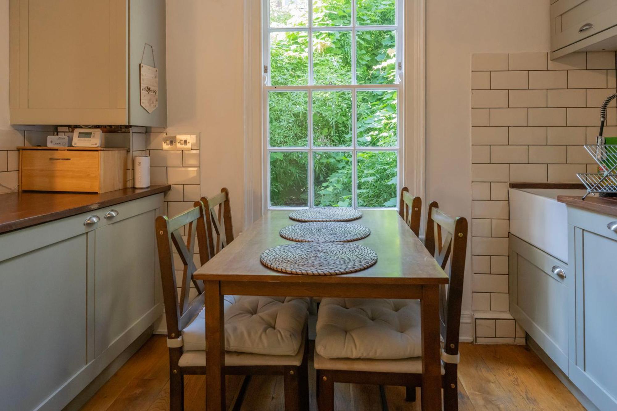 Gorgeous 2Bed House In New Road Apartment Londra Exterior foto